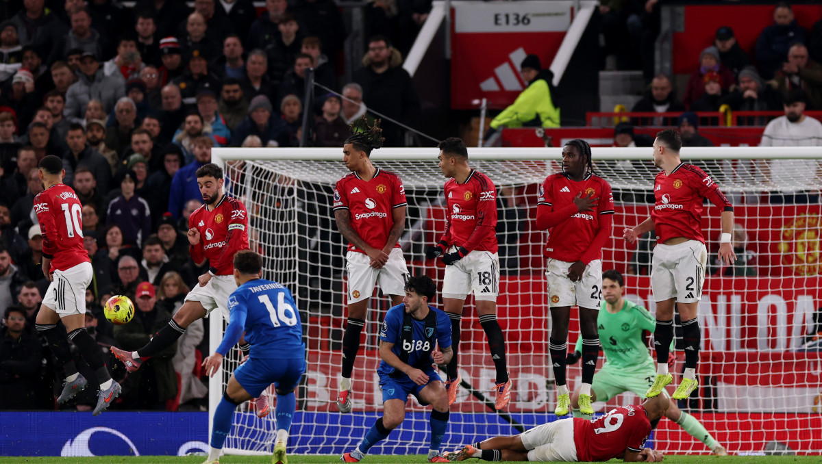 Тройным камбэком и 8 голами завершился матч "Манчестер Юнайтед" в АПЛ