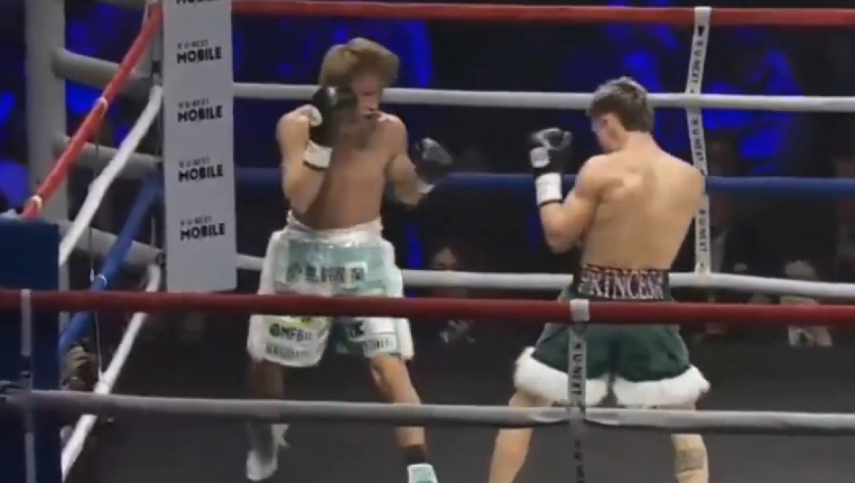 Страшным нокаутом завершился бой за титул чемпиона мира