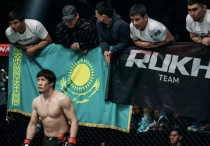 Жалгас Жумагулов в лиге NAIZA. Фото: IG/zhumagulov_zhalgas©