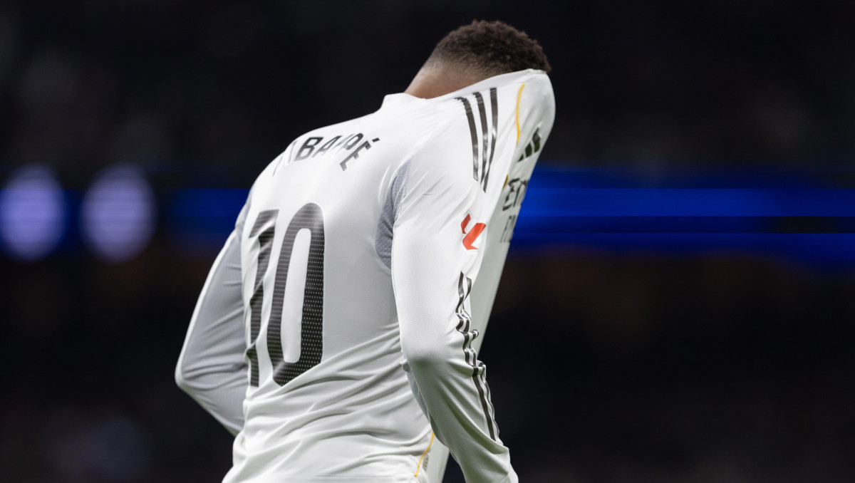 Назван лучший футболист планеты. Холанд - 2-й, а Мбаппе только 5-й