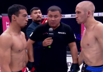 Мейрбек Тулегенов и Валерий Гусаров. Фото: кадр из трансляции©