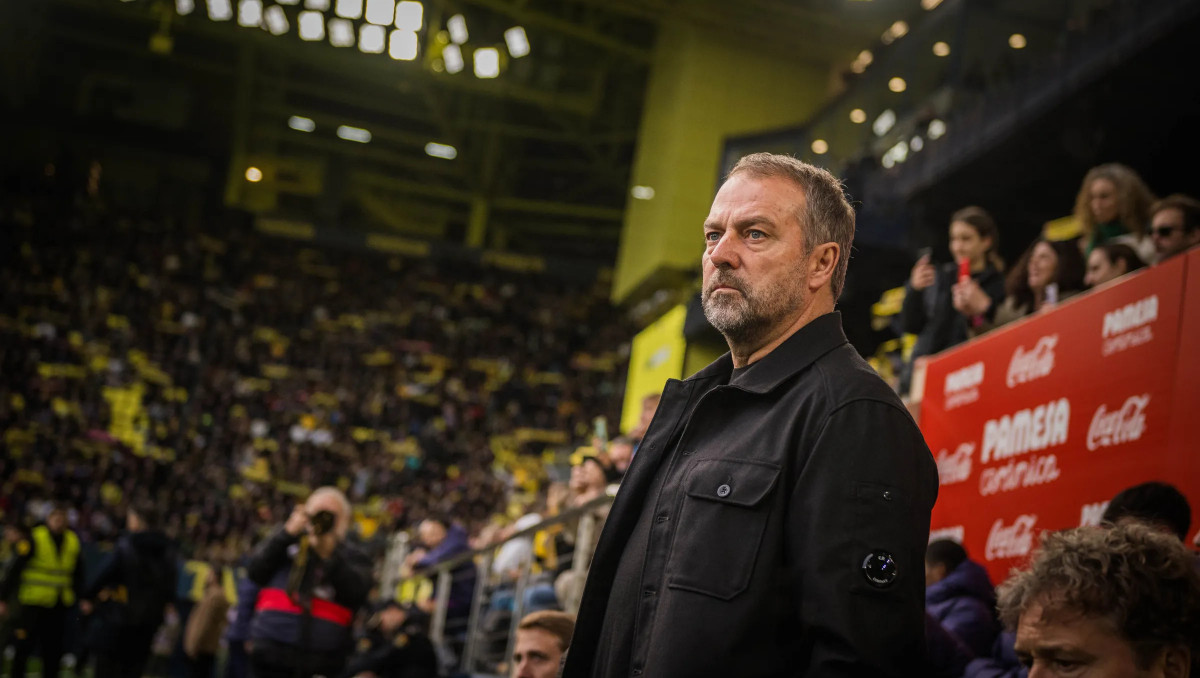 Деку сообщил плохую новость для тренера "Барселоны"