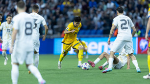 Дастан Сатпаев в матче Казахстан - Северная Македония. Фото: КФФ©