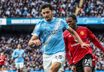 Абдукодир Хусанов (слева). ©Depositphotos/operations@newsimages.co.uk