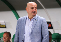 Станислав Черчесов. Фото: ©ФК "Ахмат"