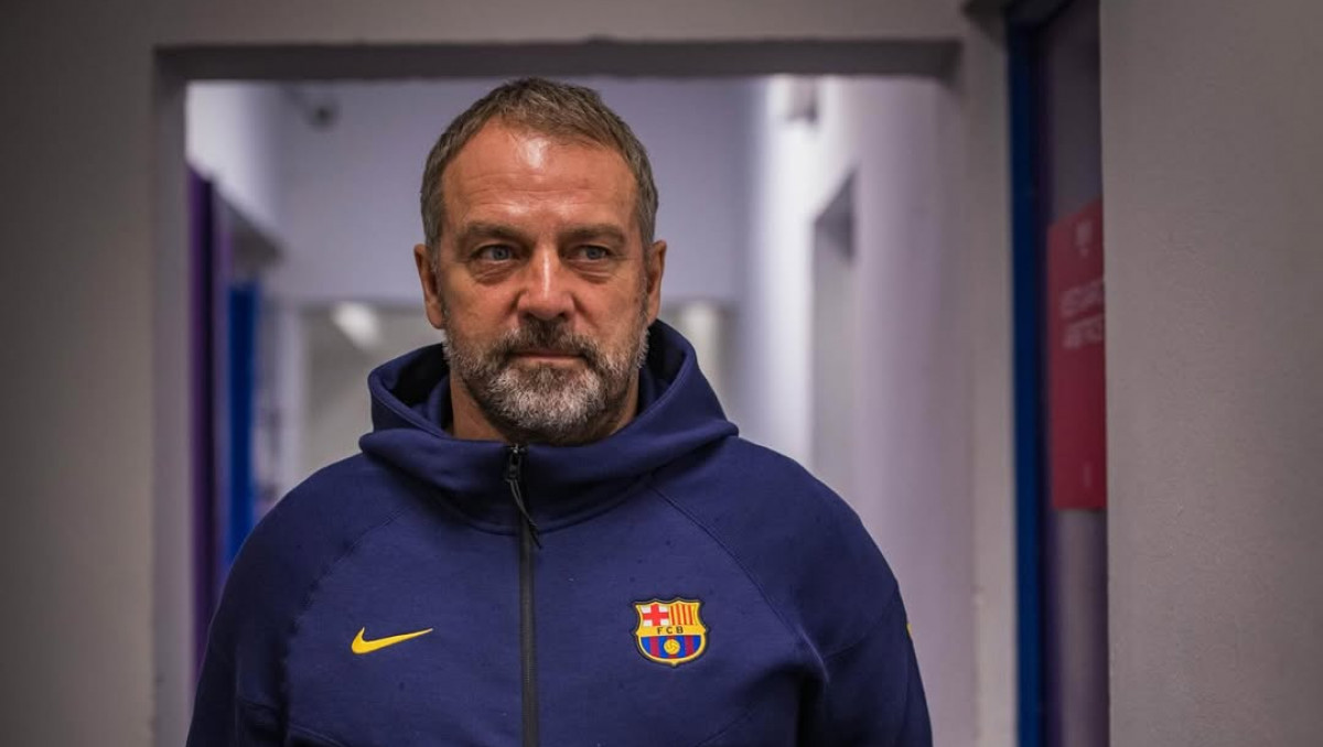 Флик передумал уходить из "Барселоны": в клубе отреагировали