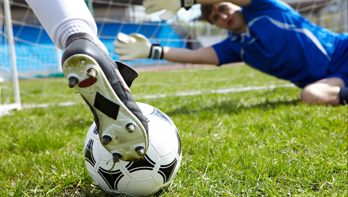 Вратарь из Европы за 90 миллионов может усилить клубы КПЛ