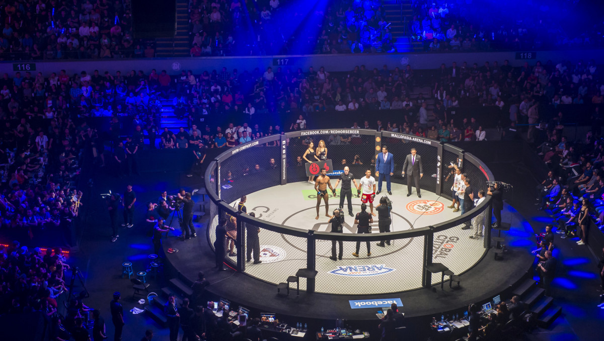 В UFC заявили о возвращении Нурмагомедова и выбрали ему соперника