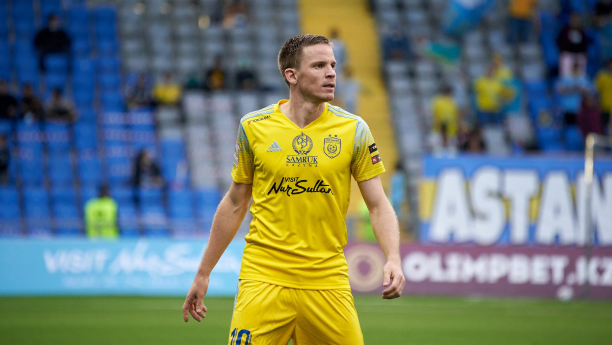 "Астана" рассматривает натурализацию Марина Томасова