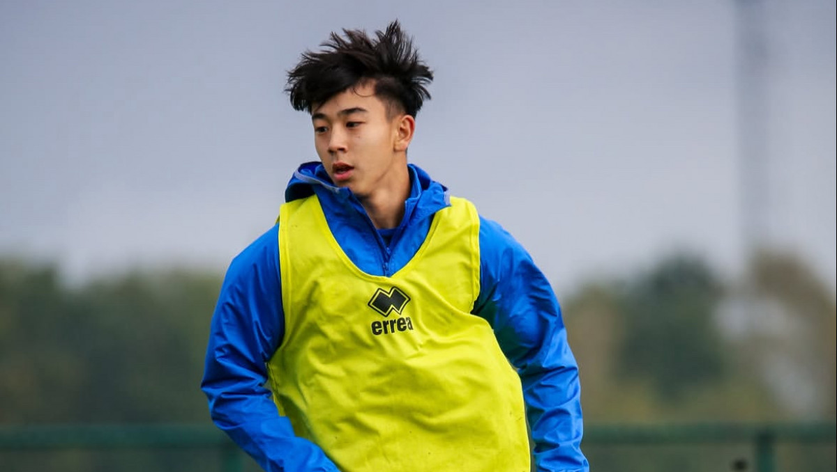 Казахстанский футболист из испанского клуба заявил о расизме