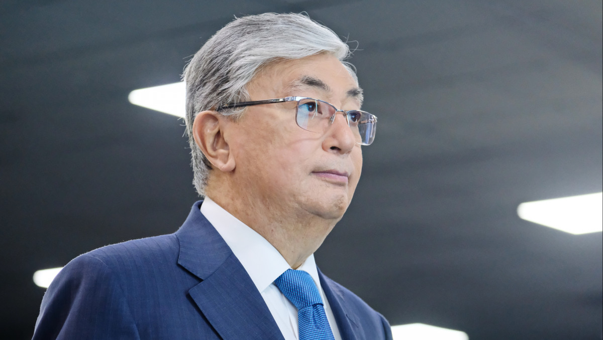 Токаев поздравил Асаубаеву с победой на третьем чемпионате мира