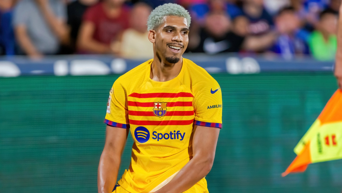 Флик рассказал о состоянии Араухо: он столкнулся с психологическими проблемами