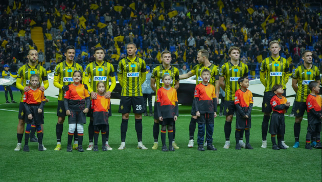 Футболисты "Кайрата" перед игрой с "Олимпиакосом". Фото: Vesti.kz/Маржан Куандыкова©