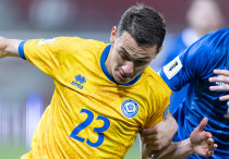 Ислам Чесноков в сборной Казахстана. Фото: КФФ©