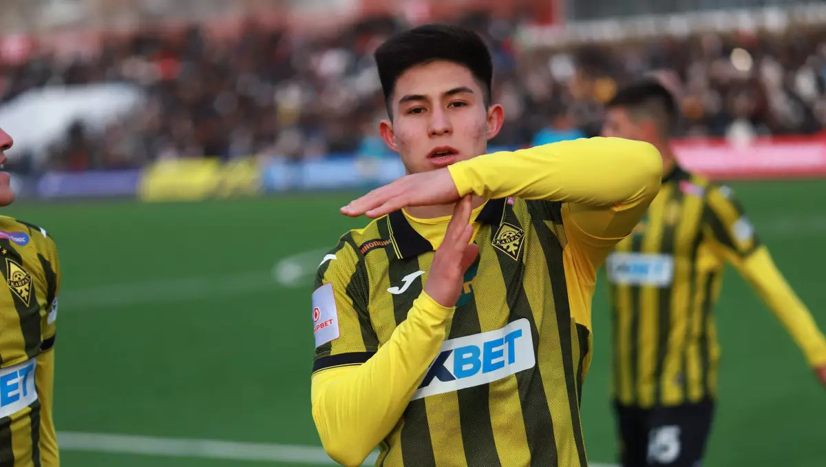 Новому тренеру "Челси" поставили задачу по Сатпаеву