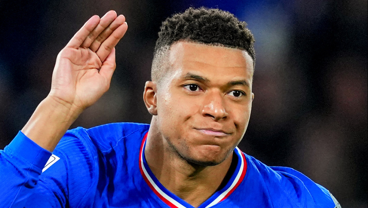 Интрига с Мбаппе не пугает "Барселону": Флик уже принял решение