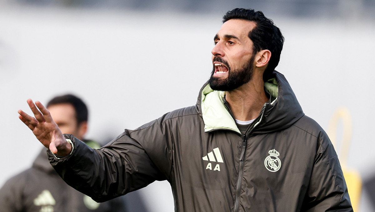 Как фанаты встретили нового тренера "Реала" после фиаско в Кубке Испании