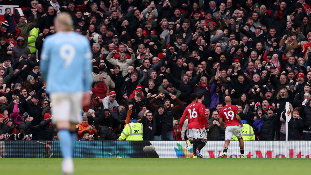 "Манчестер Сити" с Хусановым в составе избежал разгрома в дерби с МЮ