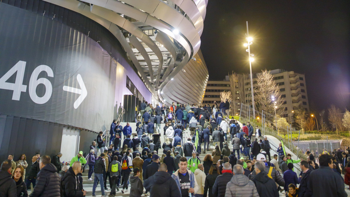 Болельщики "Реала" потребовали отставки президента клуба прямо на матче