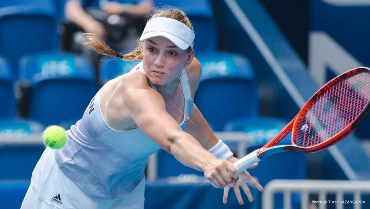 Рыбакина сотворила камбэк и вышла в третий круг Australian Open-2026