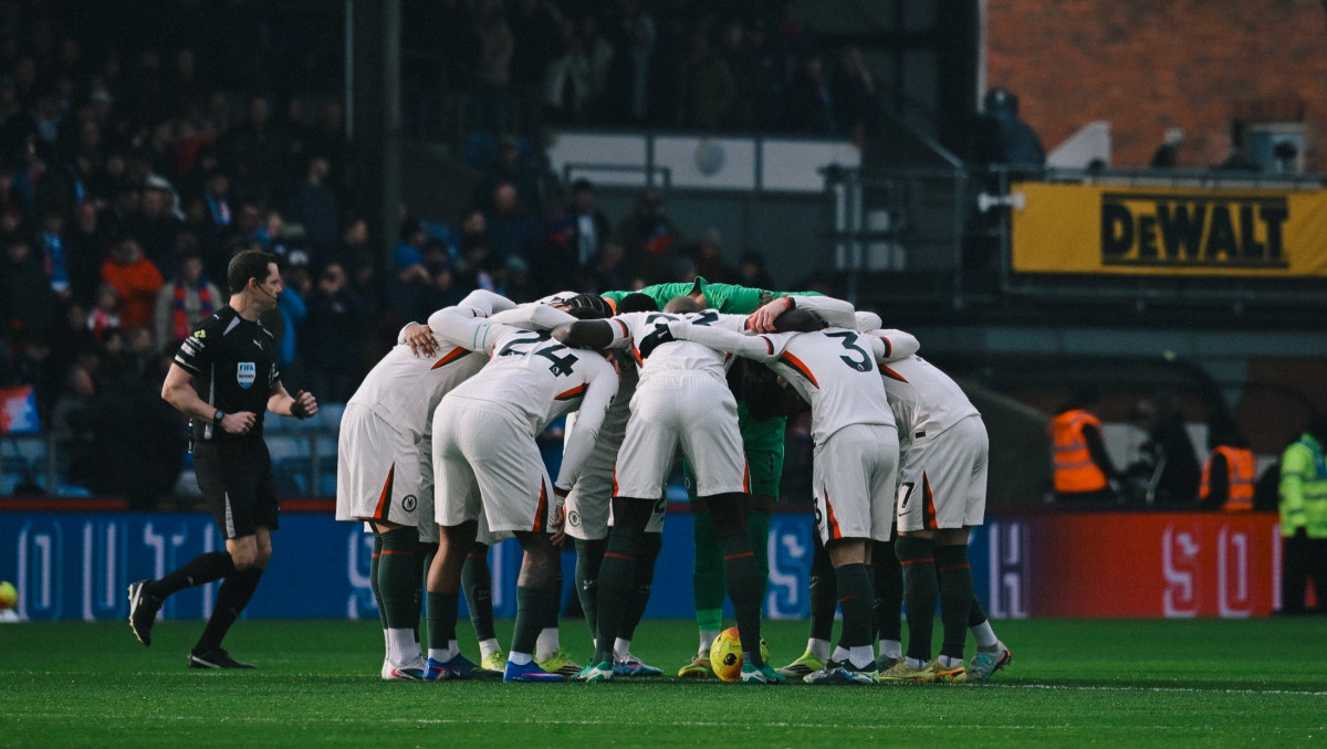 "Челси" Сатпаева деклассировал соперника в дерби и обошёл "Ливерпуль" в АПЛ