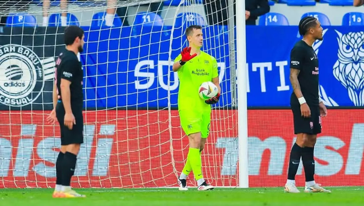 Казахстанский вратарь помог зарубежному клубу закрепиться в лидерах чемпионата