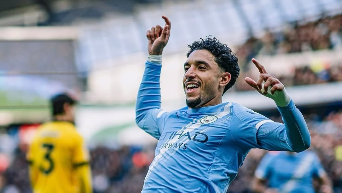 Нападающий "Манчестер Сити" решил уйти из клуба. Известна причина
