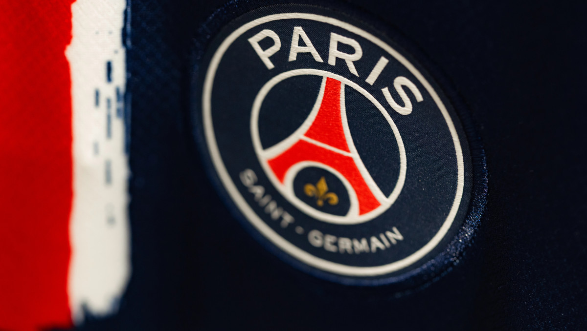 ПСЖ придумал способ переманить ведущего игрока "Барселоны"