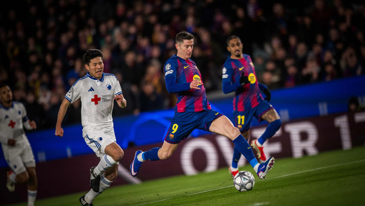 Левандовски повторил рекорд Месси в Лиге чемпионов и сотворил историю