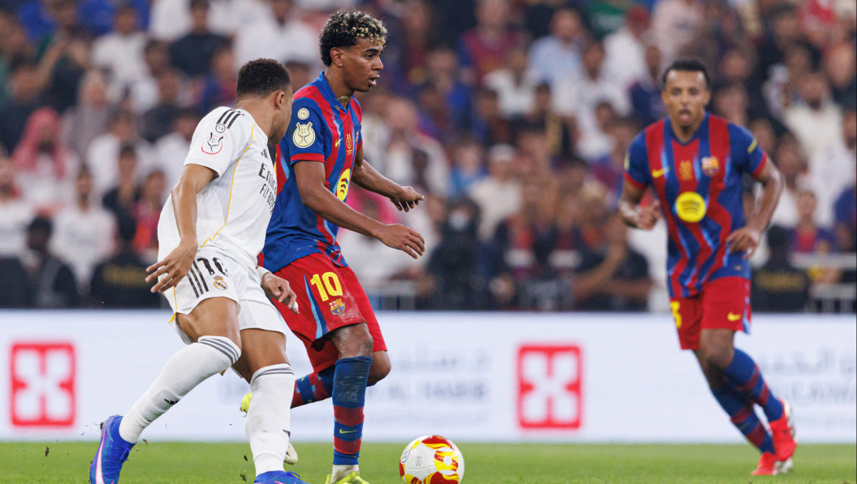 "Реал" и "Барселона" устроили гонку за топ-футболиста