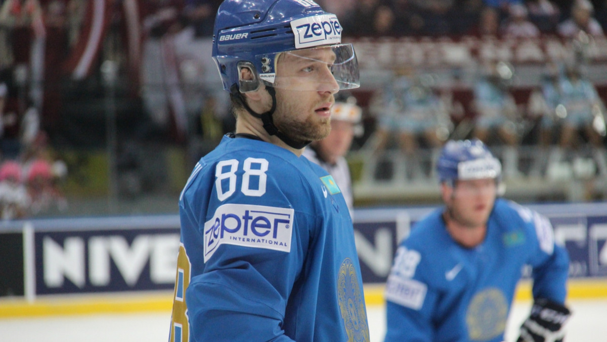 Европейский клуб сделал предложение игроку сборной Казахстана