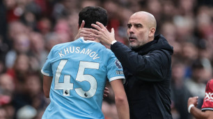 Абдукодир Хусанов (слева) и Хосеп Гвардиола. ©Depositphotos/operations@newsimages.co.uk