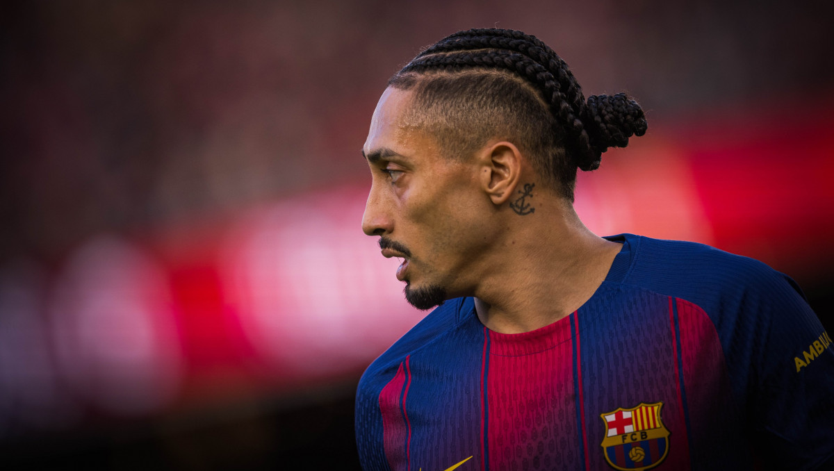 Тревожные новости из "Барселоны": что случилось с Рафиньей