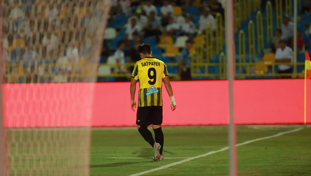 Дастан Сатпаев узнал неприятную новость о "Челси"