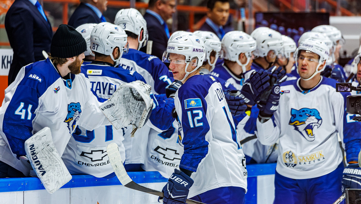 Реванш или поражение? Прямая трансляция матча "Барыса" в КХЛ