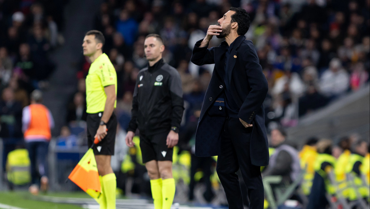 Арбелоа раскритиковали за решение в "Реале" после жёсткости Алонсо