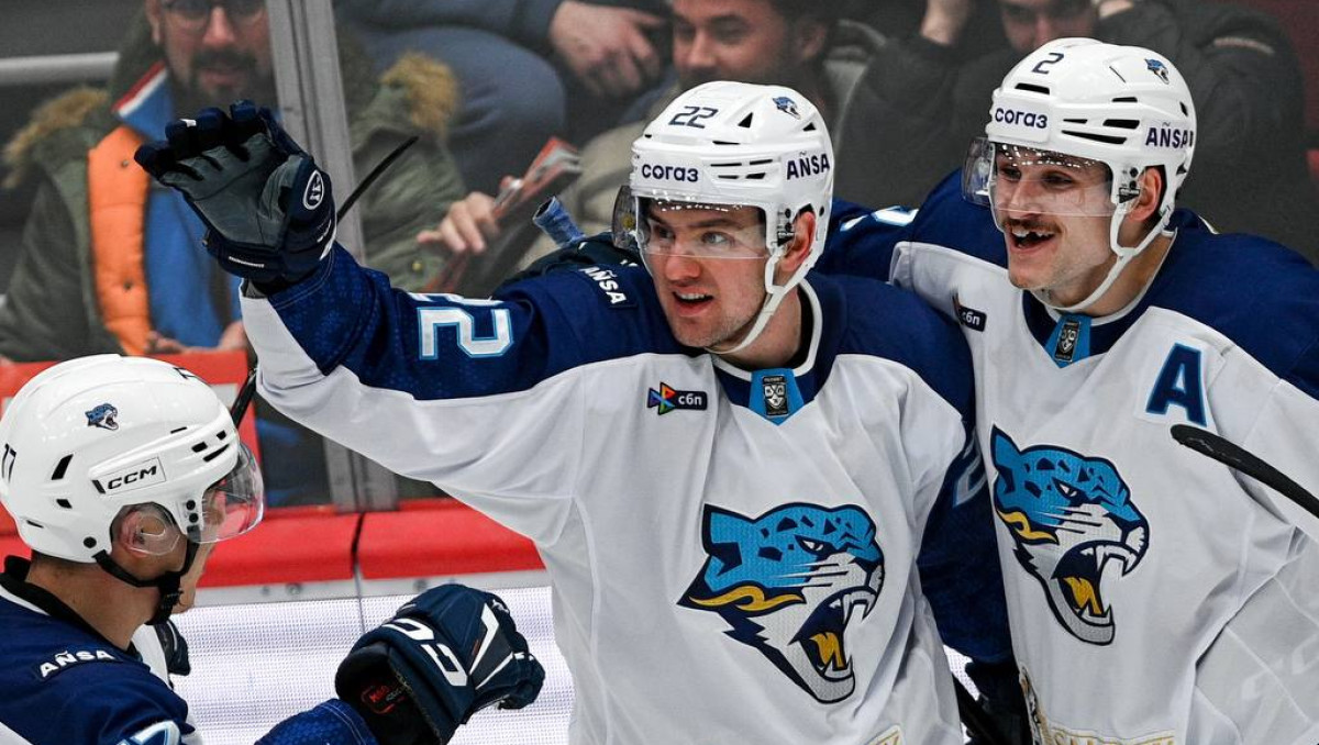 "Барыс" оформил красивый разгром и победил в матче КХЛ