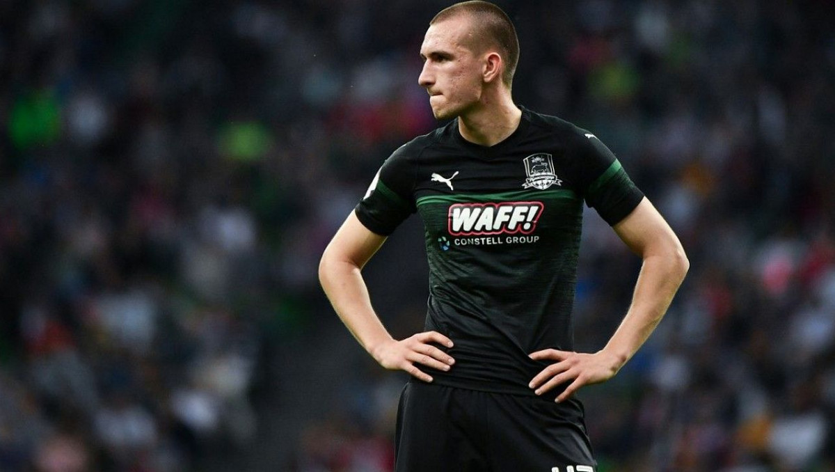 Экс-полузащитник сборной России получил предложения от клубов КПЛ