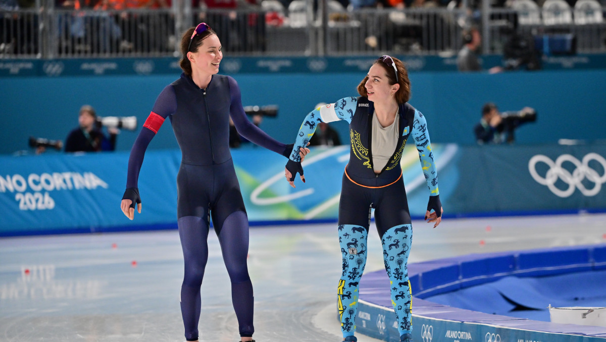 Конькобежный спорт. Морозова и Голубева