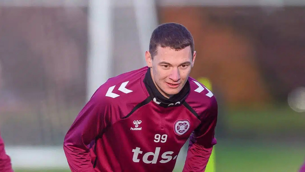 Тренер "Хартса" прояснил ситуацию с Чесноковым: казахстанец пропустил три игры