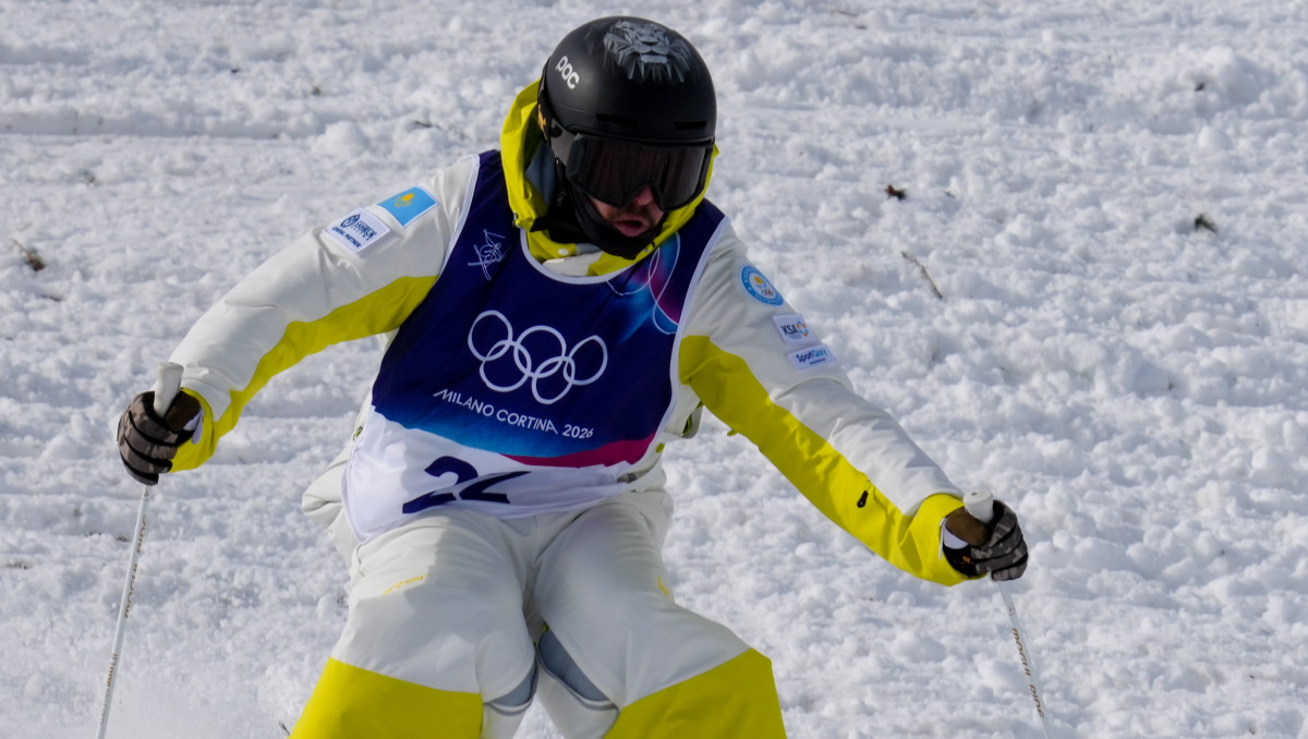 15 февраля. Парный могул. Павел Колмаков