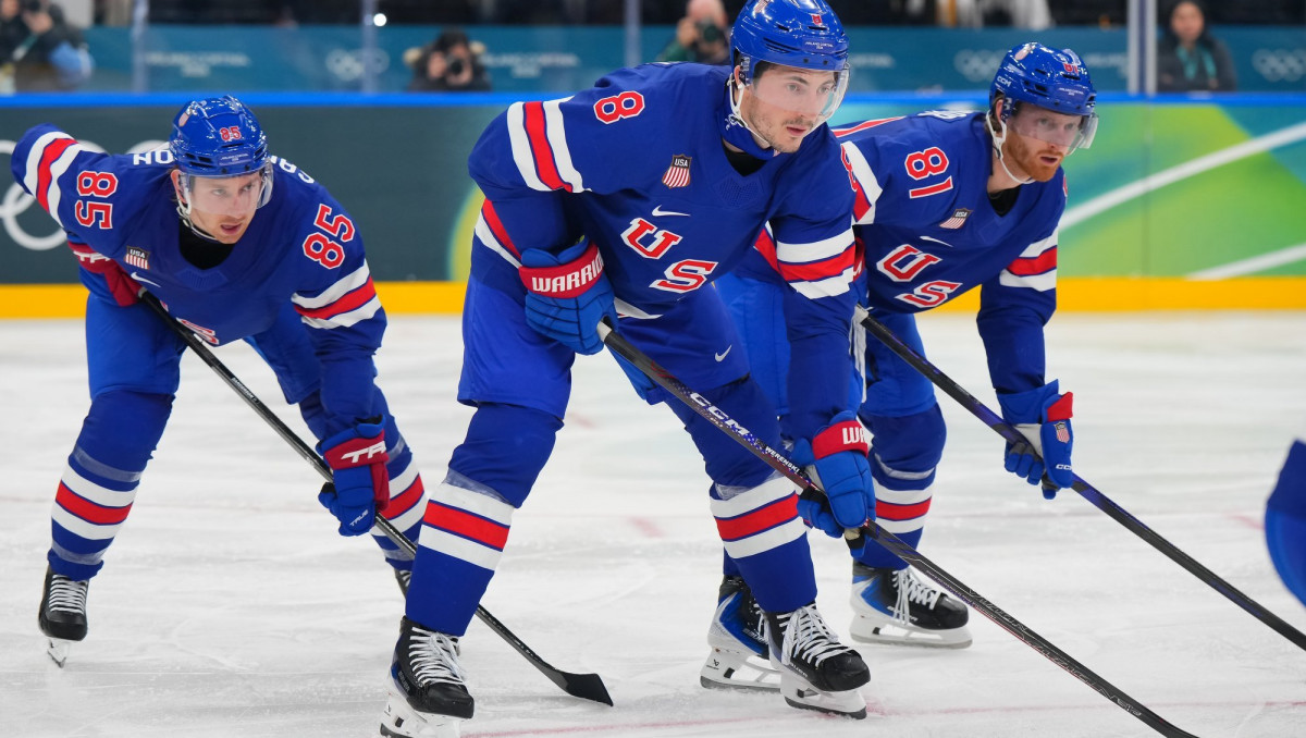 Сборная США сотворила камбэк и выиграла второй матч на Олимпиаде-2026