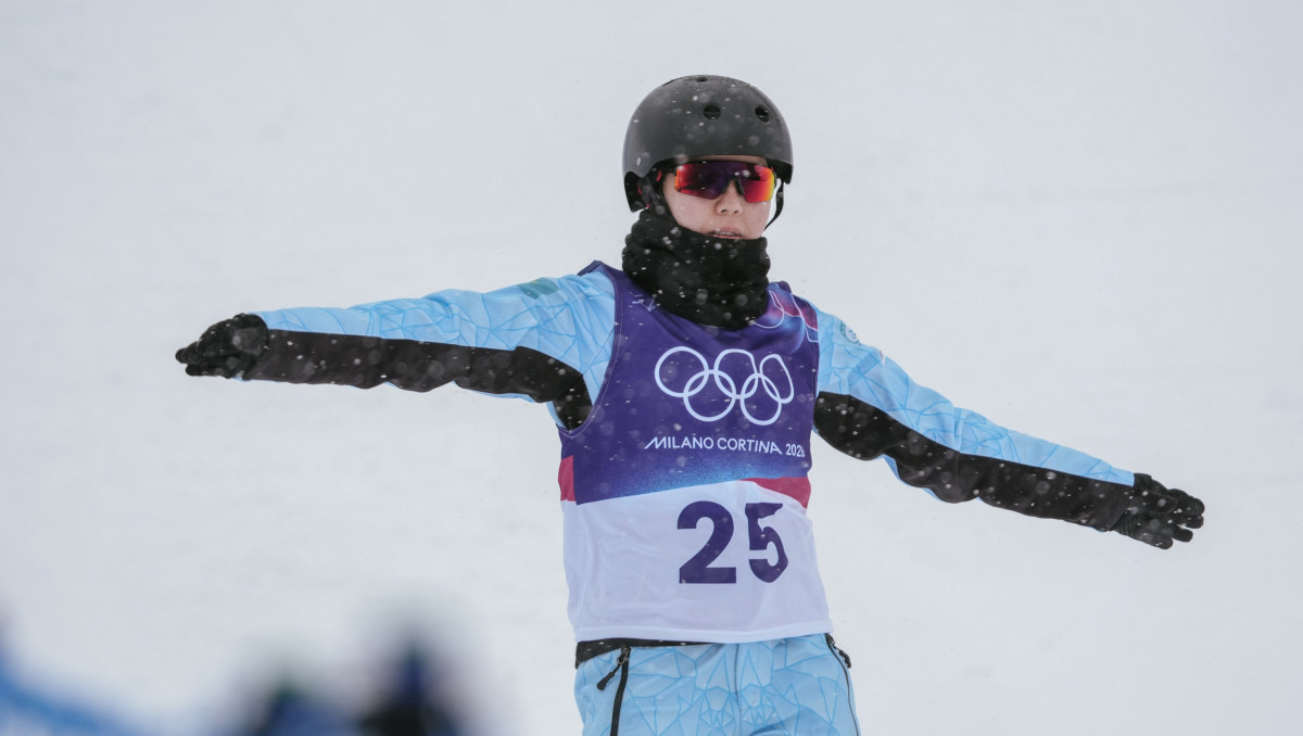 17 февраля. Фристайл-акробатика. Аяна Жолдас