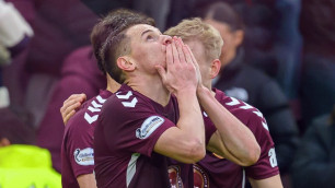 Ислам Чесноков празднует первый гол за "Хартс". ©ФК "Хартс"