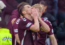 Ислам Чесноков празднует первый гол за "Хартс". ©ФК "Хартс"