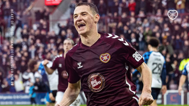 Ислам Чесноков празднует дебютный гол за "Хартс". Фото: ФК "Хартс"©