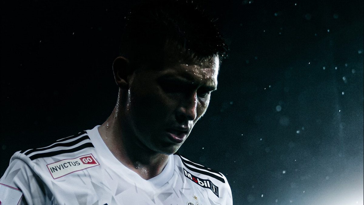 Куда он попал?! Футболист сборной Казахстана уехал в Европу и рискует пожалеть об этом