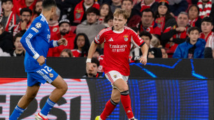 Андреас Шельдеруп (справа) в матче против "Реала". ©Depositphotos/mrogowski_photography