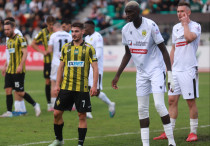 Жоржиньо Монтейру и Пап-Алиун Ндиайе. Фото: ФК "Кайрат"/Арман Джаксыгулов©