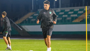 Галымжан Кенжебек на тренировке. Фото: ФК "Ахмат"©